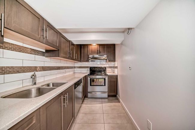 2506 21 Street Sw, Home with 3 bedrooms, 2 bathrooms and 3 parking in Calgary AB | Image 23