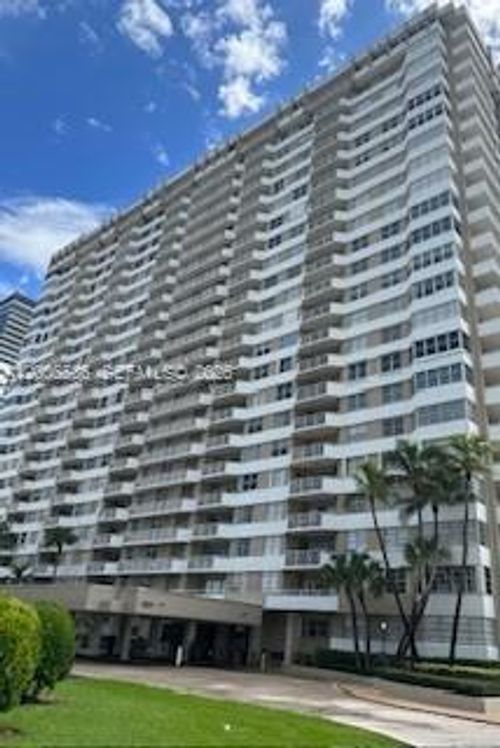 21p-1985 S Ocean Dr, Hallandale Beach, FL, 33009-5933 | Card Image