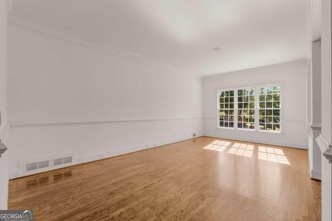 5080 Riverlake Dr, House other with 6 bedrooms, 6 bathrooms and 3 parking in Peachtree Corners GA | Image 13