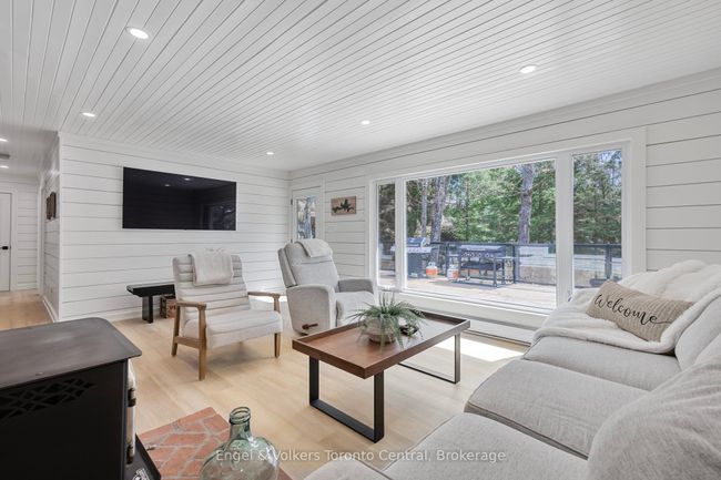 2481 Falkenburg Rd, House other with 3 bedrooms, 1 bathrooms and 6 parking in Port Carling ON | Image 13