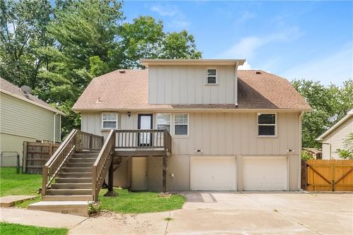 3017 Iva Dr, Independence, MO, 64057-1436 | Card Image