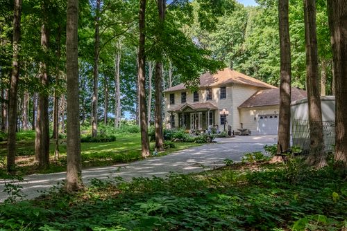 6361 E State Road 2, Rolling Prairie, IN, 46371-9512 | Card Image