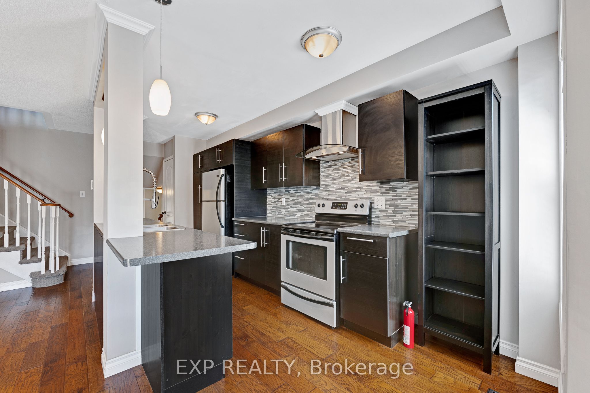 Residential Lease in Aurora 4