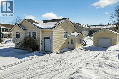 645 Melanson Rd, Dieppe, NB, E1A1A5 | Card Image
