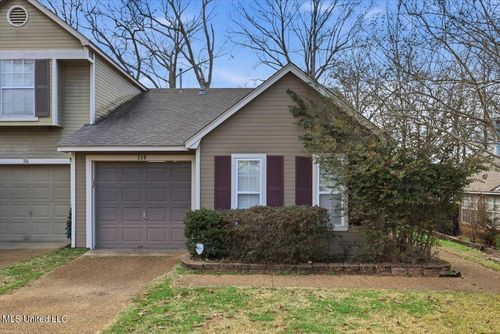 338 Indian Summer Ln, Clinton, MS, 39056-4194 | Card Image