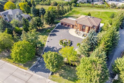 34 Estateview Cir, Brampton, ON, L6P0R6 | Card Image