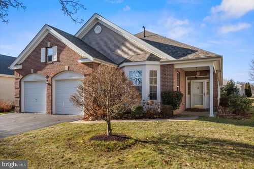 16 Powderhorn Way, ALLENTOWN, NJ, 08501-1871 | Card Image