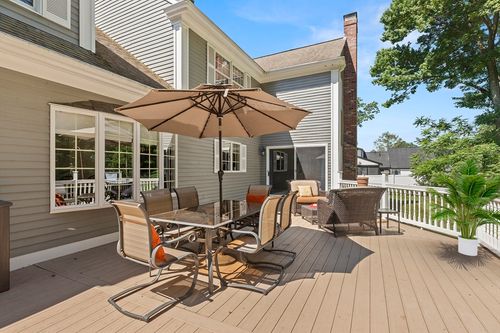 1 Burnham Ln, Danvers, MA, 01923-1745 | Card Image