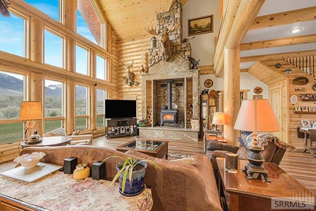 4550 N Us Highway 93, House other with 3 bedrooms, 3 bathrooms and 3 parking in Mackay ID | Image 32