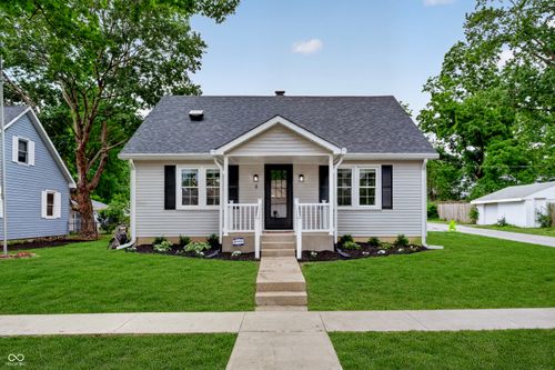 8 N Nebraska St, North Salem, IN, 46165-9542 | Card Image