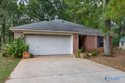 213 Backwood Trail, House other with 3 bedrooms, 2 bathrooms and null parking in Hazel Green AL | Image 2