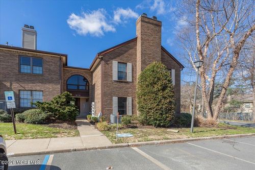 114 Wellington Pl, Aberdeen, NJ, 07747-1913 | Card Image