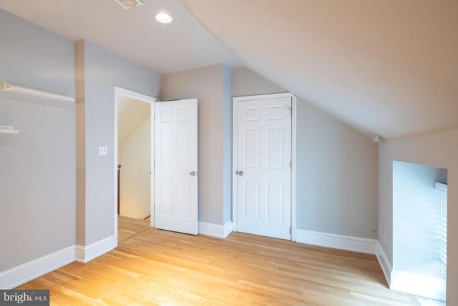110 Roxborough Ave, Townhouse with 3 bedrooms, 2 bathrooms and null parking in PHILADELPHIA PA | Image 11