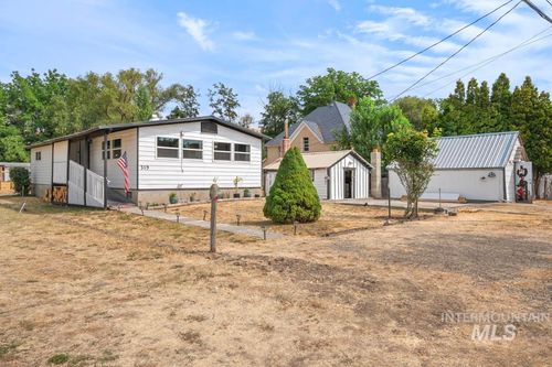319 Pataha St, Pomeroy, WA, 99347-9675 | Card Image