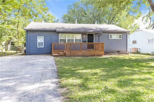 11423 Palmer Ave, Kansas City, MO, 64134-3553 | Card Image