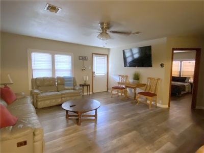 541 W Wilson Avenue, Home with 6 bedrooms, 5 bathrooms and null parking in Aransas Pass TX | Image 2