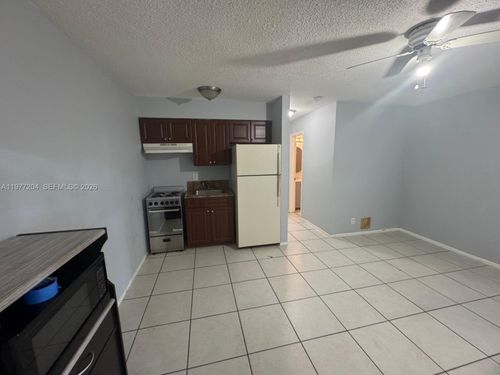 apt-5-4019 Nw 31st Ave, Lauderdale Lakes, FL, 33309-4966 | Card Image