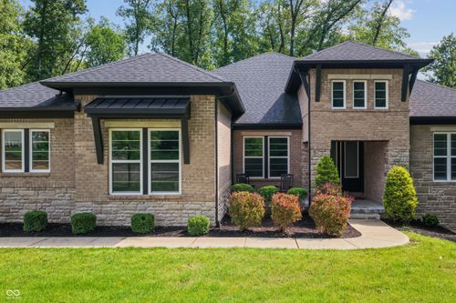 5059 Oak Ridge Trl, Columbus, IN, 47201-5143 | Card Image