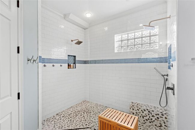 11425 Claymont Cir, House other with 5 bedrooms, 4 bathrooms and null parking in Windermere FL | Image 22
