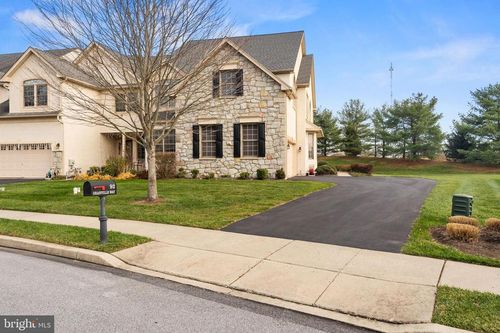 92 Granville Way, EXTON, PA, 19341-2787 | Card Image