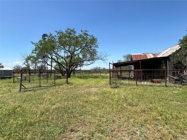 341 Fm 574 W, House other with 5 bedrooms, 3 bathrooms and null parking in Goldthwaite TX | Image 9
