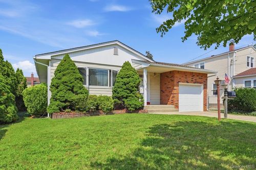 173 12th St, Bethpage, NY, 11714-1706 | Card Image