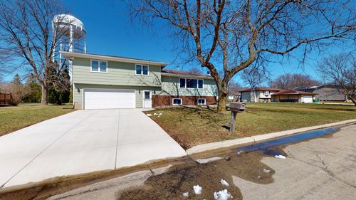 1722 Canary Dr, Albert Lea, MN, 56007-1314 | Card Image