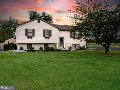 51 S Golfwood Ave, CARNEYS POINT, NJ, 08069-2526 | Card Image