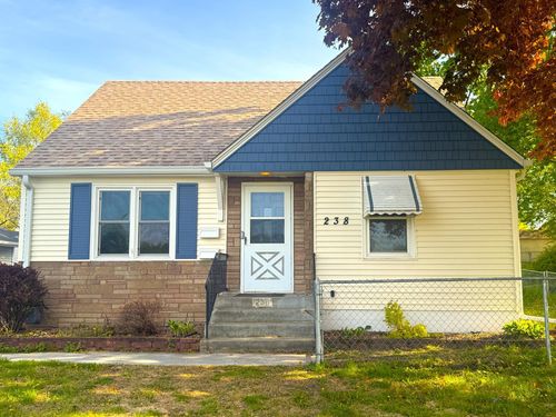 238 Macarthur St E, South Saint Paul, MN, 55075-3516 | Card Image