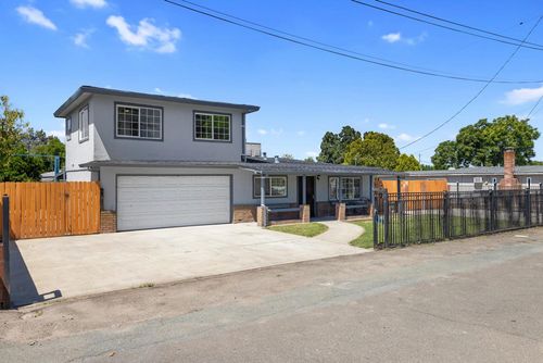 1629 Sunset Avenue, Stockton, CA, 95205 | Card Image