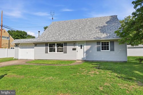 2 Timothy Ln, LEVITTOWN, PA, 19054-2918 | Card Image
