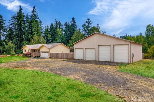 13604 Vail Rd Se, Yelm, WA, 98597-9550 | Card Image