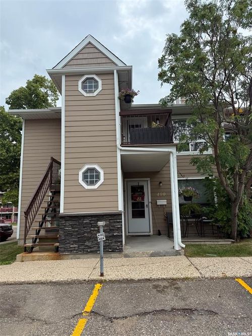 400 Cedar Meadow Drive, Regina, SK, S4X3J5 | Card Image