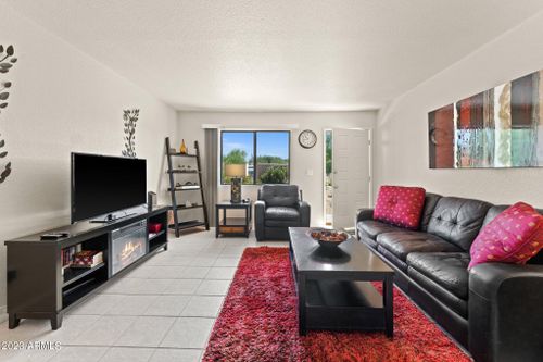 26-540 S West Rd, Wickenburg, AZ, 85390-1167 | Card Image