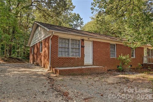 162 American Ave Ne, Concord, NC, 28025-3264 | Card Image