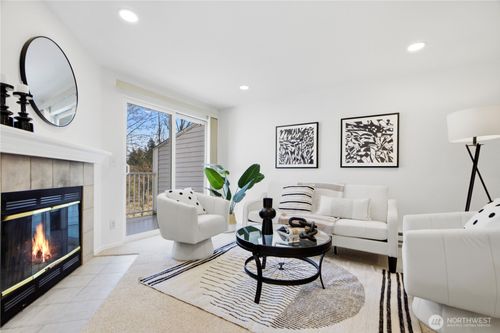 apt-e303-12740 Ne 10th Pl, Bellevue, WA, 98005-2591 | Card Image