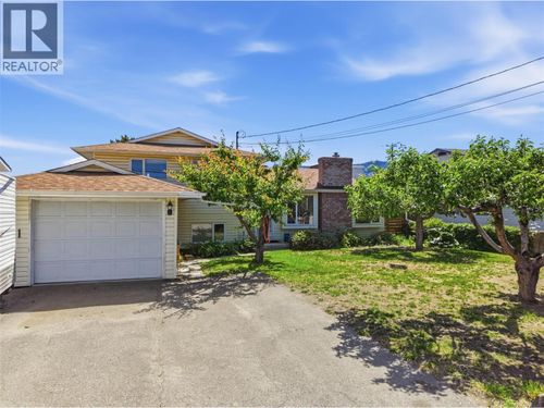 691 Richmond Ave, Kamloops, BC, V2B1T4 | Card Image