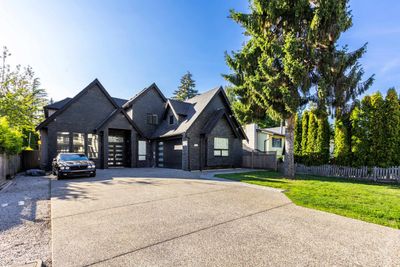 7019 130 St, House other with 7 bedrooms, 7 bathrooms and 8 parking in Surrey BC | Image 2