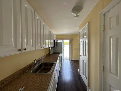 c-193 Woodbine Ave, Northport, NY, 11768-2818 | Card Image