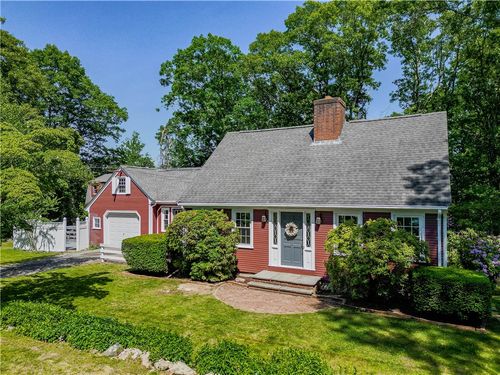 3 Sundale Rd, Cranston, RI, 02921-2011 | Card Image