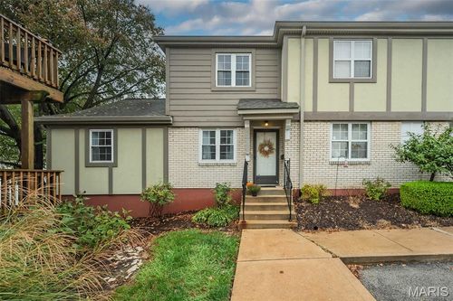 1435 Oriole Pl, Saint Louis, MO, 63144-1126 | Card Image