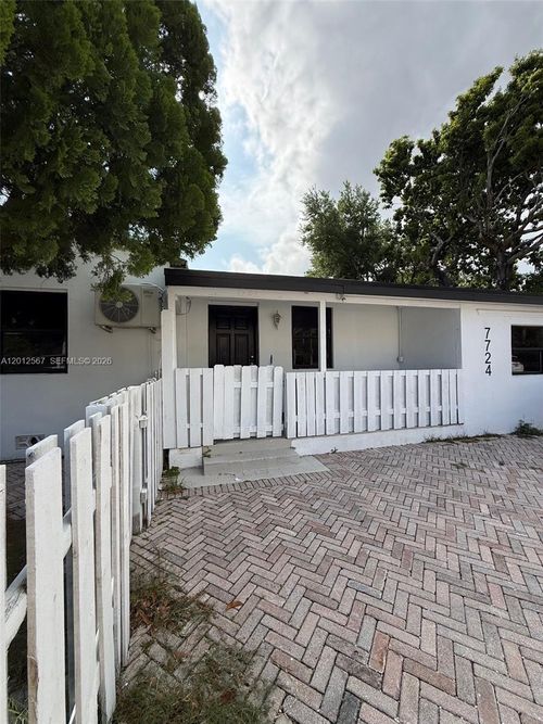 a-7724 Ne 1st Ave, Miami, FL, 33138-4302 | Card Image