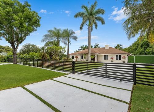 14401 Sw 23rd St, Davie, FL, 33325-5436 | Card Image