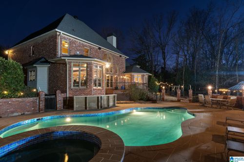 5064 Greystone Way, HOOVER, AL, 35242-6427 | Card Image