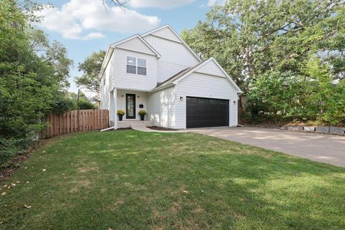 1430 Division St, Hopkins, MN, 55343-1906 | Card Image