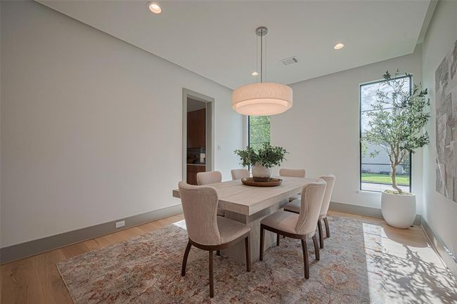 5200 Beech St, House other with 5 bedrooms, 7 bathrooms and 2 parking in Bellaire TX | Image 8