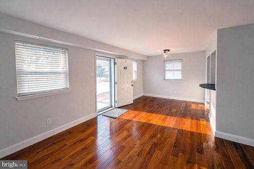 unit-42-605 W Market St, WEST CHESTER, PA, 19382-2865 | Card Image