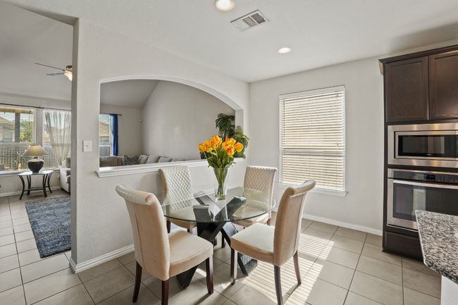 5679 Corsica Loop, House other with 4 bedrooms, 3 bathrooms and null parking in Round Rock TX | Image 7