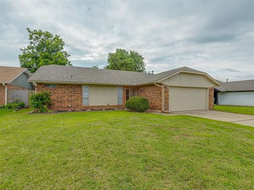 10428 Fairfax Ln, Yukon, OK, 73099-7506 | Card Image