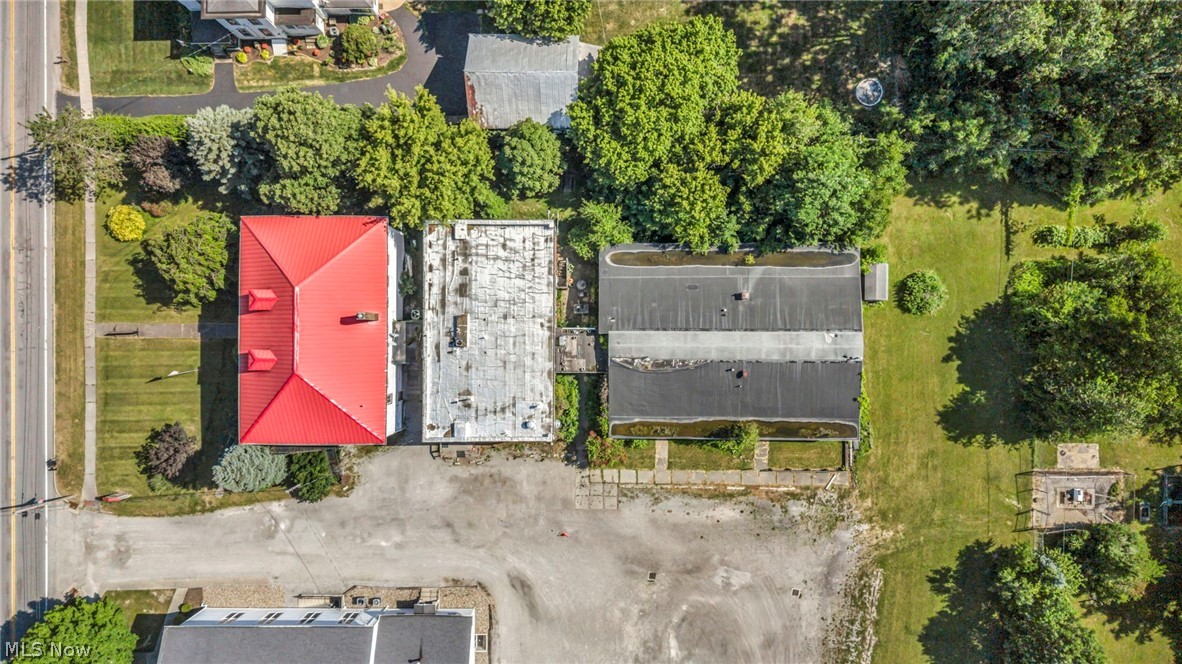 Commercial Sale in Litchfield 4